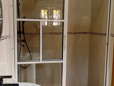 1bedroom Apartment in a 2 Bed in a Shared Apartment — Lekki Phase 1, Lekki, Lagos