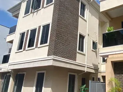 5 Bedroom Detached House with Modern Pop — Ikate, Lekki, Lagos