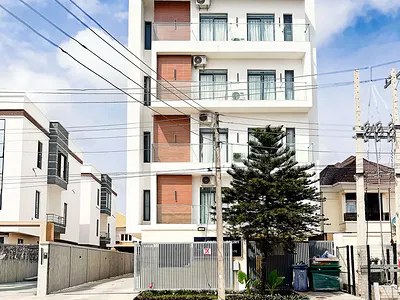 Beautiful Furnished 3 Bedroom Apartment Close to Imax Lekki Phase 1 — Lekki, Lagos