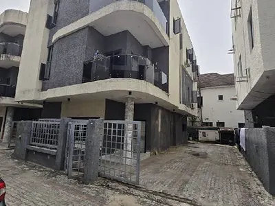 5 Bedroom Detached House with a Room BQ with En Suites Bedrooms — Ikate, Lekki, Lagos