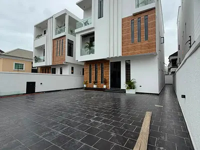 5 Bedroom Duplex with En Suites Bedrooms and Ample Parking Space — Osapa, Lekki, Lagos