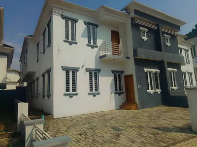 A Well Finished 4 Bedroom Semi Detached Duplex with a Room BQ — Transfortress Court Plot 22, Larry Adeyemo Close, Jericho GRA, Ibadan., Jericho, Ibadan, Oyo