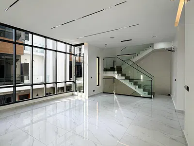 4 Bedroom Terrace — Lekki Phase 1, Lekki, Lagos