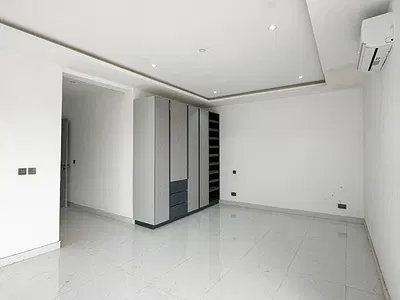 Luxury 4 Bedroom Maisonette with Cinema, Pool & 2 BQS — Ikoyi, Lagos