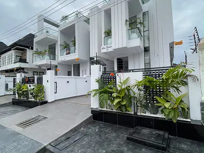 5 Bedroom Fully Detached Duplex with Pool by Cinema & Open Roofterrace — Ikota, Lekki, Lagos