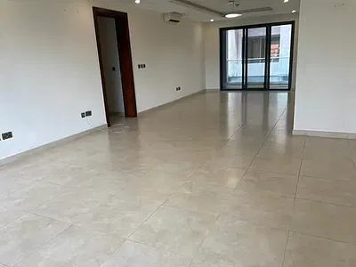 3 Bedroom Flat with Excellent — Ikoyi, Lagos