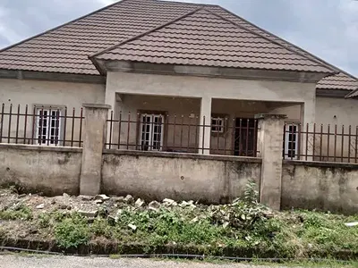 Luxury 3 Bedroom Fully Detach Bungalow with Excellent Facilities — Lokogoma District, Abuja