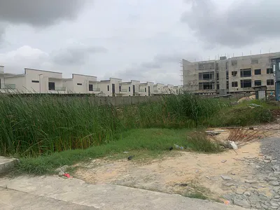 1, 004SQM of Land in a Gated Tarred Estate with Clean Documents — Lekki, Lagos