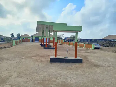 Newly Built Filling Station — Along Ogbomoso–ibadan Express Road, Oyo Area, Ibadan, Oyo