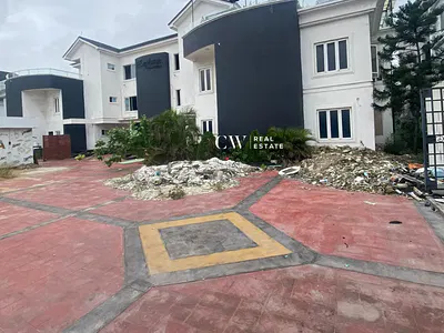Commercial Building — Victoria Island (VI), Lagos