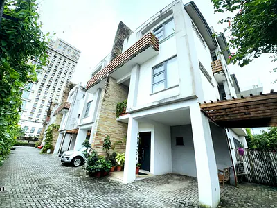 Well Maintained 4 Bedroom Townhouse — Old Ikoyi, Ikoyi, Lagos