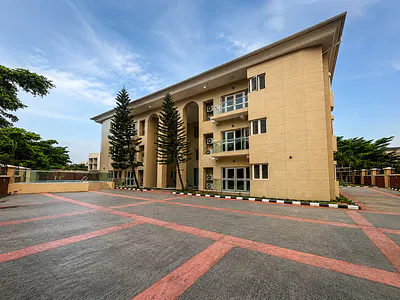 3-Bedroom Apartment with BQ — Ikoyi, Lagos
