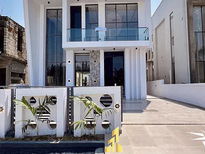 Distinguishingly Finished 5 Bed Fully Detached Smart Home with Pool — Lekki County, Ikota, Lekki, Lagos