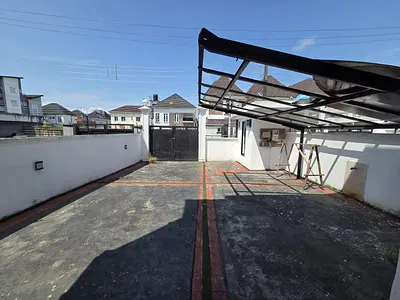 5 Bedroom Fully Detached Duplex — Lekki, Lagos