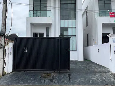 Contemporary 4 Bedroom Detached Duplex — Ajah, Lagos