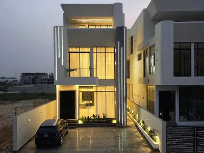 Five Bedroom Brand New Luxury Duplex — Lekki, Lagos