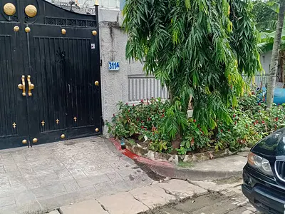 A 4 Bedroom Semi-Detached Duplex with BQ — Ikoyi, Lagos