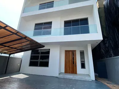 5 Bedroom Waterfront Villa, with Swimming Pool, Elevator, and 2 BQ — Ikoyi, Lagos