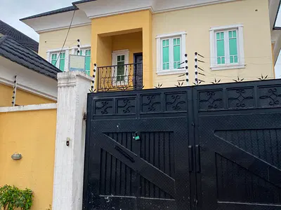 3 Bedroom Flat 2 in a Compound — Abraham Adesanya, Ajah, Lagos