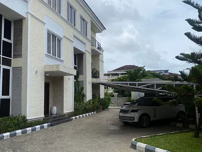 4 Bedroom Terrace Duplex with a Room Boys Quarters — Banana Island Estate, Banana Island, Ikoyi, Lagos