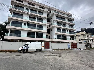 Newly Built Apartment Shonibare Estate, Maryland. — Maryland, Lagos