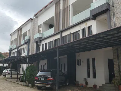 Tastefully Built and Luxury 5 Bedroom Semi Detached Duplex — Guzape District, Abuja