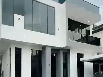 5 Bedroom Fully Detached Duplex with BQ, Penthouse & Swimming Pool — Lekki, Lagos
