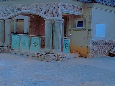 Newly Built 3 Bedroom Bungalow with 2 Bedroom Flat BQ — Old Bank Road, Gasline Ifo, Ifo, Ogun