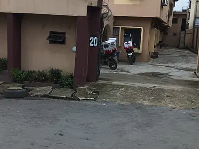 Well Maintained 5 Bedrooms House in Prime Location — Anifowoshe, Ikeja, Lagos