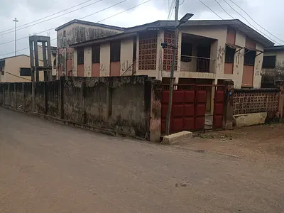 Units of Room and Palour Ordinary — Ile Marun, Iwo Road, Alakia, Ibadan, Oyo