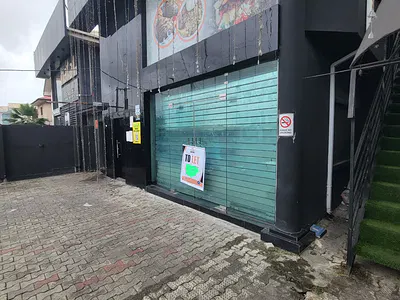 A Commercial Space Facing the Road — Fola.o Lekki Phase 1, Lekki Phase 1, Lekki, Lagos