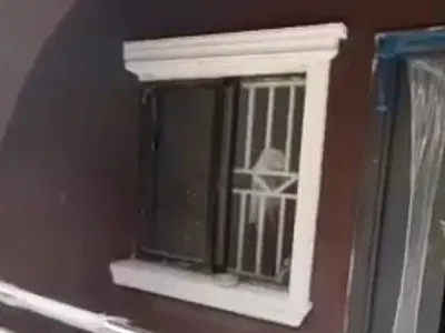 4 Units of (Renovated) 3 Bedroom Upstairs and Ground Floor — Iwaya, Yaba, Lagos