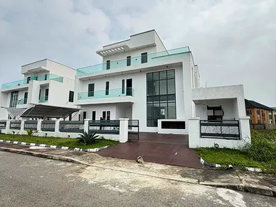 5 Bedroom Detached Duplex with Swimming Pool, Cinema & BQ — Jahi, Abuja