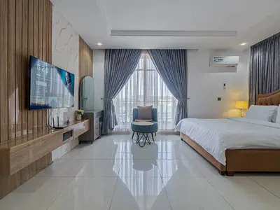 Serviced and Furnished 3 Bedroom Flat on 2nd Floor with Pool — Oniru, Victoria Island (VI), Lagos