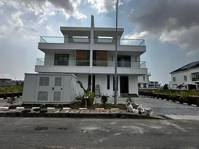 Standard 5 Bedroom Semi-Detached Duplex with 2 Massive BQ — Cowrie Creek Estate Ikate, Lekki, Lagos