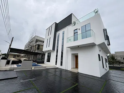 Charming 5 Bedroom Detached Duplex with Cinema BQ & Swimming Pool — Road 5, Victory Park Estate, Lekki, Lagos