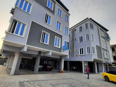 Standard Ensuit 2 Bedroom Spacious Apt Up Floor — Lekki, Lagos