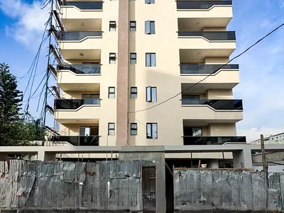 Lovely Built 3-Bedroom Apartment with Elevator &gym — Ikoyi, Lagos