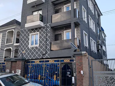 Executive 2 Bedroom Flat in Serene Environment — Yaba, Lagos