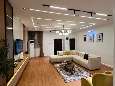 Shamrock 3 Bedroom Apartment with PS5 and Washing Machine Unit 2 — Old Airport Road, Thinkers Corner, Enugu, Enugu