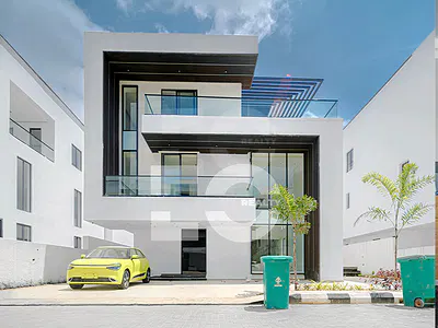 6 Bed Detached House — Lekki, Lagos