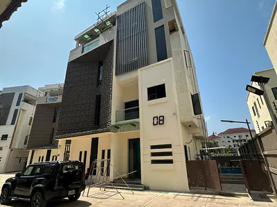 5 Bedroom Detached House with Elevator, Swimming Pool, BQ, Rooftop — Ikoyi, Lagos