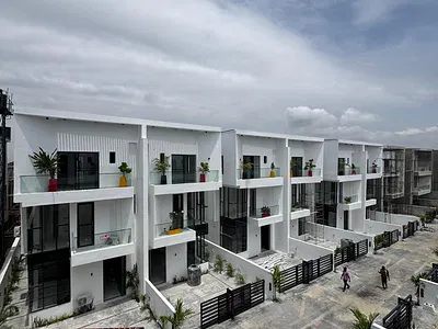 Spacious 4 Bedroom Home — Lekki, Lagos