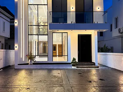Luxury Finished 5-Bedroom Detached Duplex with a BQ & Pool — Lekki County, Lekki, Lagos