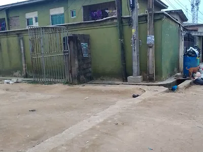 Very Decent House That Comprises of Flats — Orusumbare, Oduwaiye Street, Ejigbo Lagos, Ejigbo, Lagos