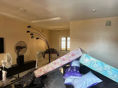 2 Bedroom Apartment — Lekki Phase 2, Lekki, Lagos