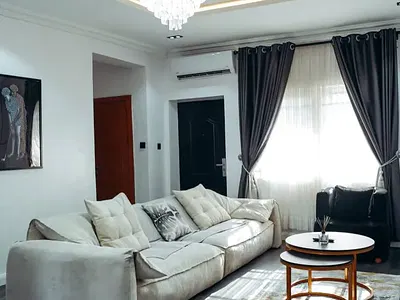Luxury3-Bedroom Apartment with Alexa & Swimming Pool — Lekki, Lagos