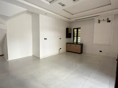 Spacious Studio Apartment Downstairs — Lekki, Lagos