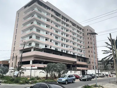 Luxury 2 Bedroom Apartment with Elevator, Pool, Gym — Lekki, Lagos