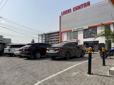 One Available Luxury Ensuite Big Space — Admiralty Road,, Lekki Phase 1, Lekki, Lagos